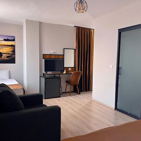 Privado Hotels Antalia Esterno foto
