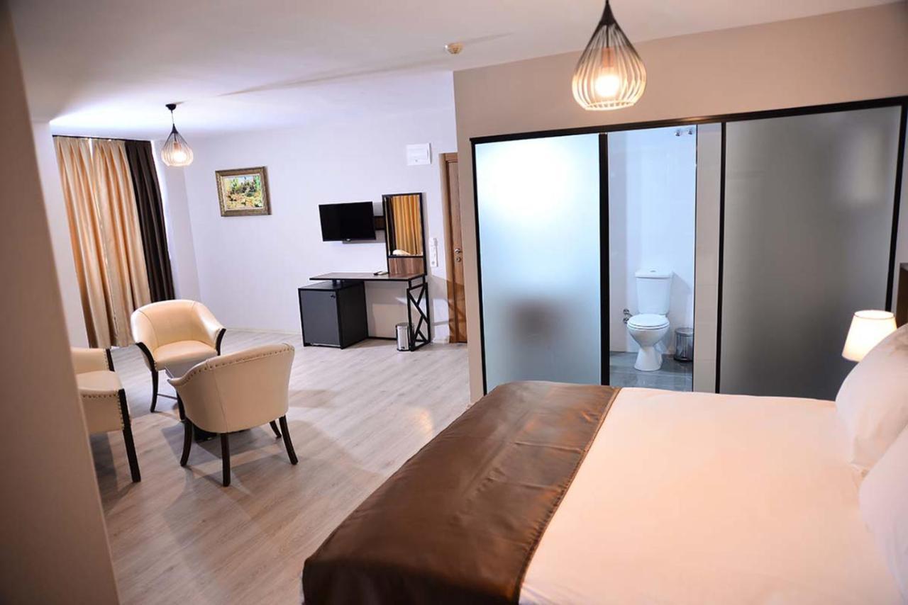 Privado Hotels Antalia Esterno foto